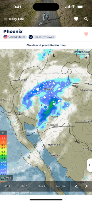 Sonuby weather app showing a clouds and precipitation map for Phoenix, Arizona with blue precipitation areas visible over Phoenix and surrounding region. Map displays meteorological data with various intensity levels and encompasses areas including Las Vegas, San Diego, Flagstaff, and parts of Mexico.